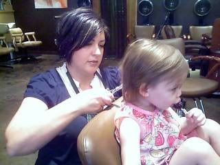 Ysa getting her snips on