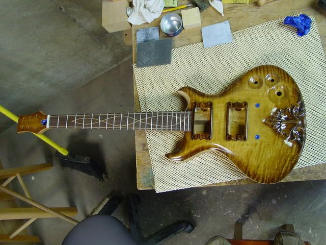 2007guitar025.jpg