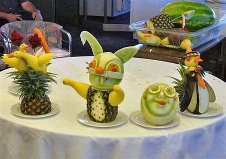 veg-fruit-carvings-04.jpg