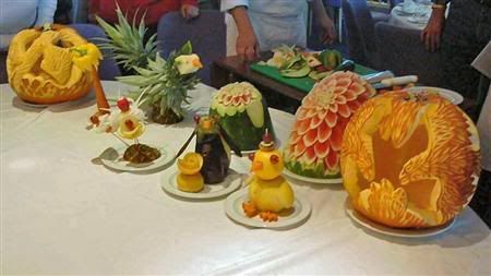 veg-fruit-carvings-10.jpg