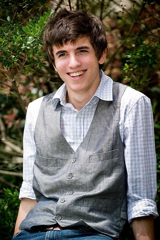 IMAGE: http://i211.photobucket.com/albums/bb200/verynicephotography/potnRESIZE/011.jpg