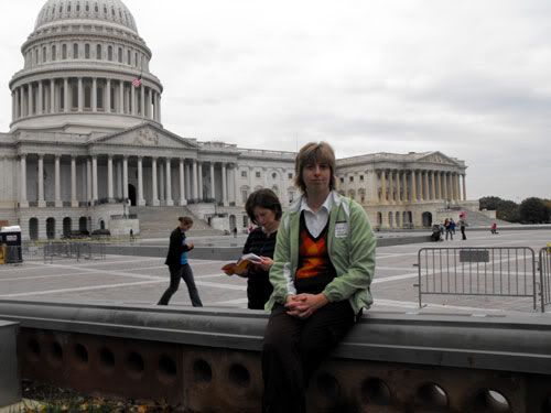 Lucy and Ethel at the Capitol