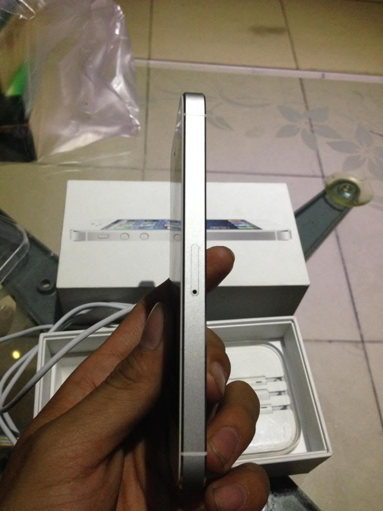 Iphone 5 16gb trắng cần ra đi giá good - 2