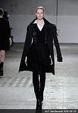 Female Dandy: on the runway, Autumn(Fall)/Winter 2009-2010