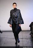 Capes/Capelets & Cloaks on the runway: Autumn(Fall)/Winter 2009-2010