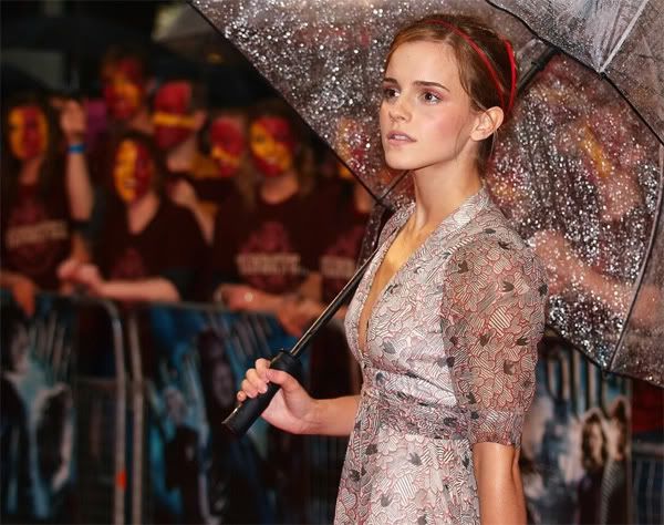 Emma Watson Red Carpet Dresses. Emma Watson in vintage Ossie