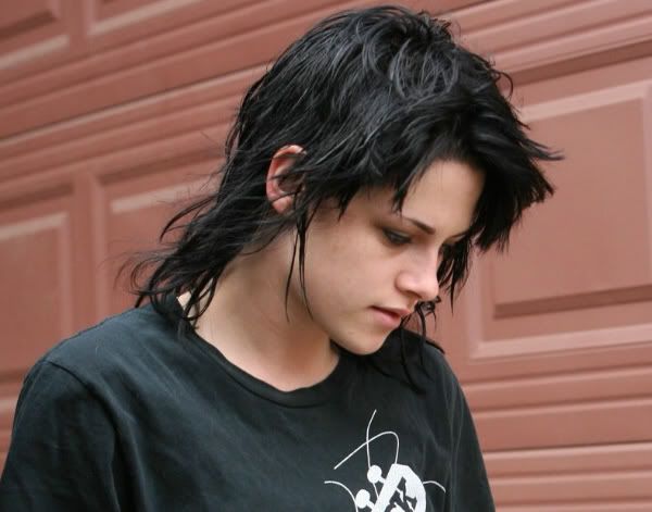 kristen stewart joan jett hair. Kristen Stewart short