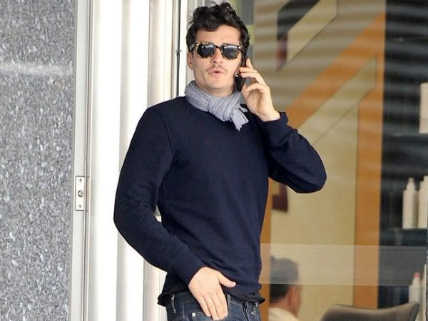 Orlando Bloom wears wayfarers, New York