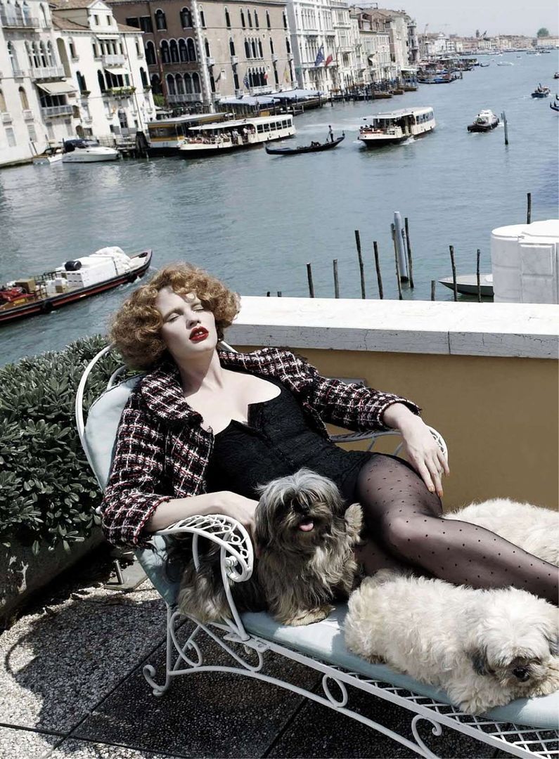 'Peggy Guggenheim's Venice' feat. Lara Stone: Harper's Bazaar, September 2009