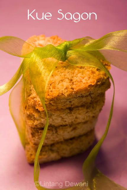 Kue Sagon