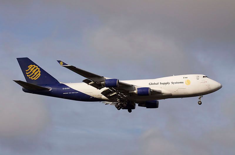 http://i211.photobucket.com/albums/bb275/arkrailuk/Stansted/G-GSSC_B747-400F_STN.jpg