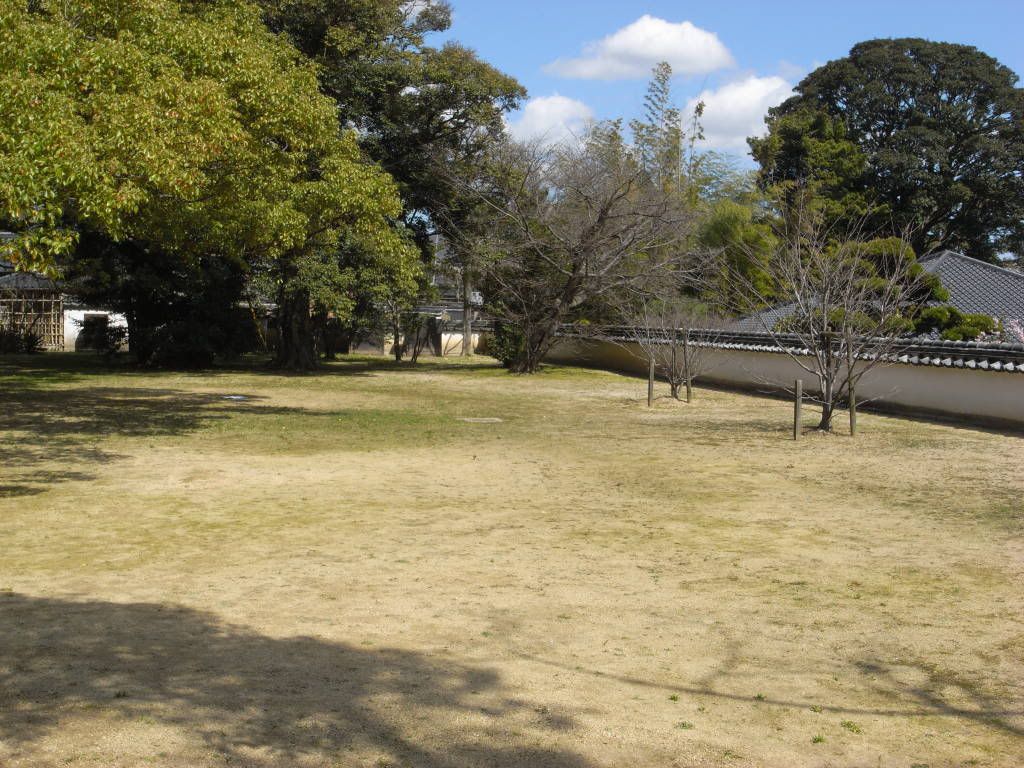 &#27611;&#21033;&#12373;&#12435;&#12398;&#23478;03