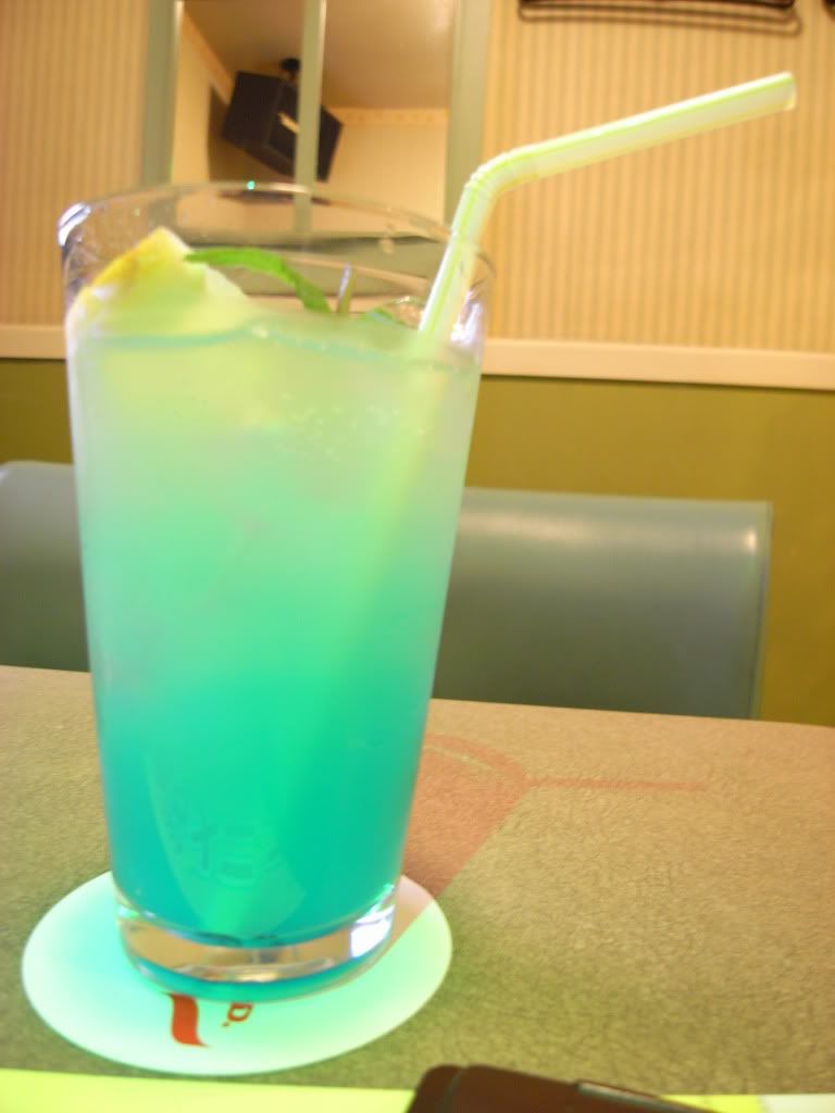 &#12502;&#12523;&#12540;&#12495;&#12527;&#12452;&#12477;&#12540;&#12480;&#12425;&#12375;&#12356; 02