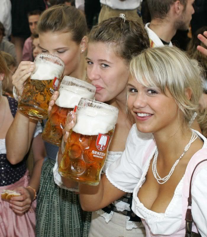 576_beer_girls.jpg