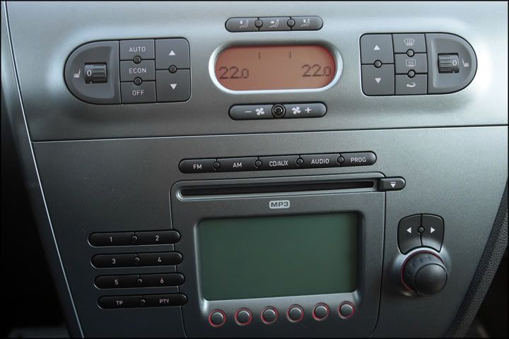Seat Radio High     -  3
