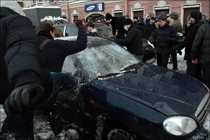 Как наци-фанаты веселились в Москве вы уже наверное видели, 