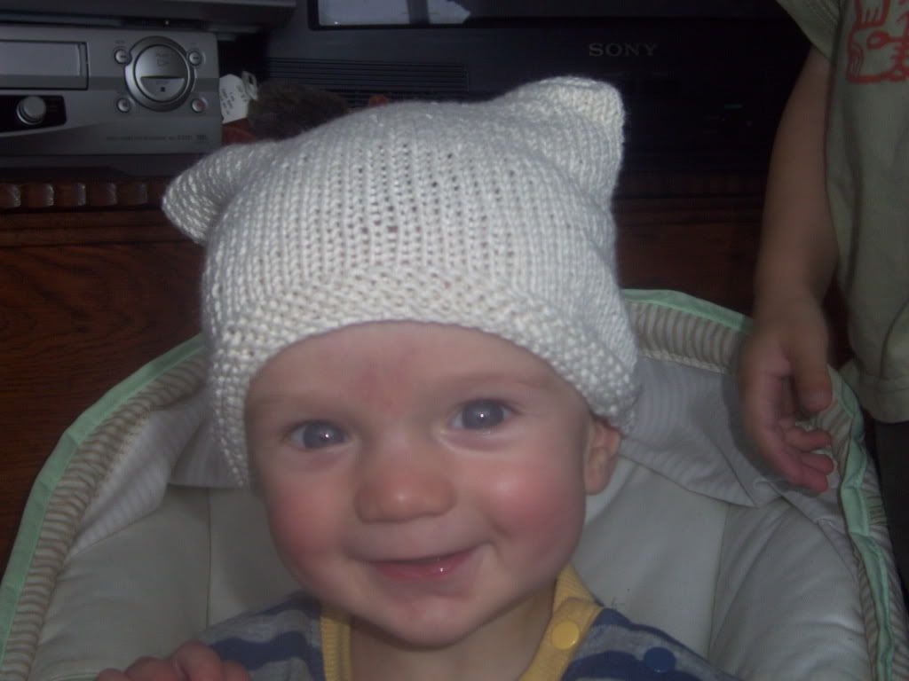 Simple baby hat free knitting pattern