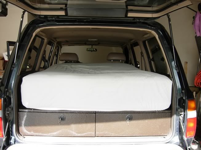 bed2.jpg