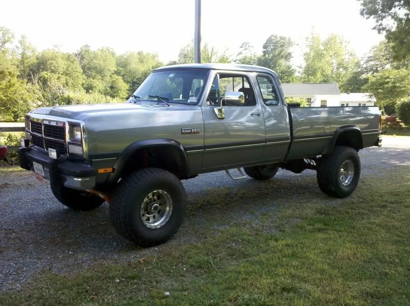 92 Dodge W250 Cummins | Pirate 4x4