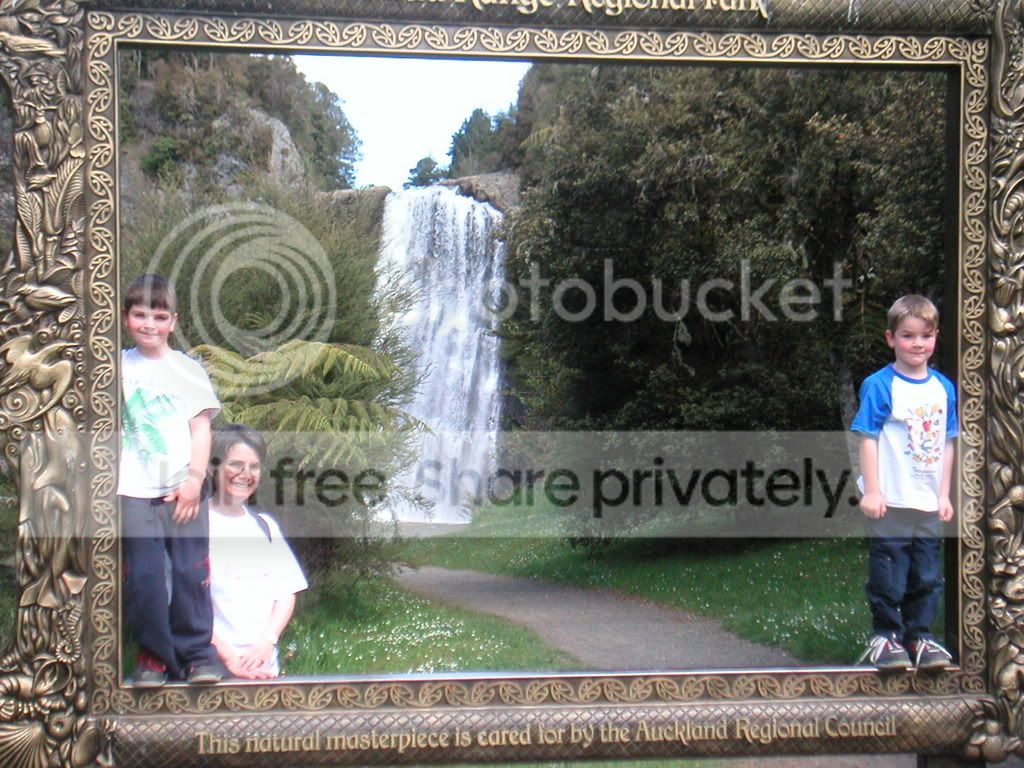 FamilyinframeOct2003.jpg
